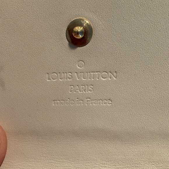 Louis Vuitton Vernis Leather Bifold Wallet - Picture 5 of 12